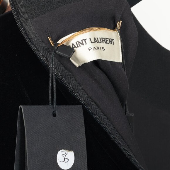 Saint Laurent AW/14 Runway Black Velvet Chain-Embellished Mini Dress - Picture 11 of 14